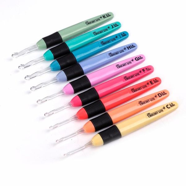 1pcs led light crochet aluminum hook set light up knitting needles weave sewing tool craft, Black
1pcs led light crochet aluminum hook set light up knitting needles weave sewing tool craft, Black