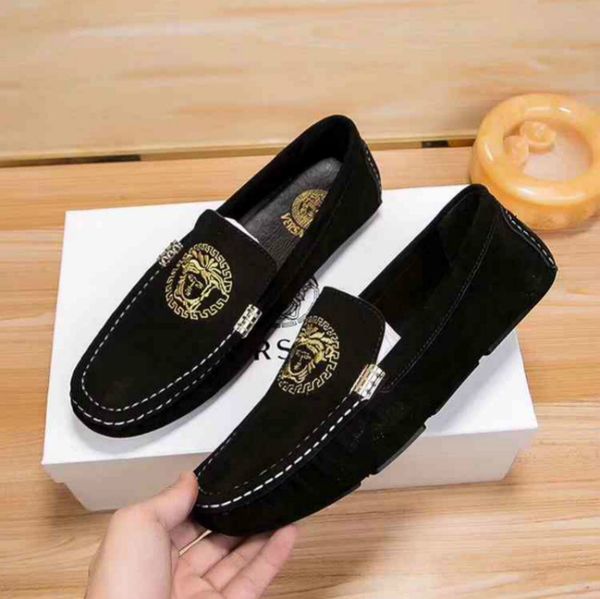 New luxury hoe low hoe de igner cla ic tyle ca ual hoe high end quality 38 45 manufacturer promotion with box
New luxury hoe low hoe de igner cla ic tyle ca ual hoe high end quality 38 45 manufacturer promotion with box
