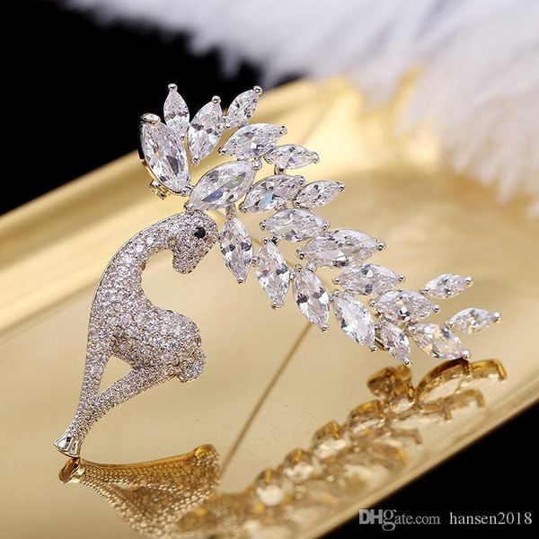 lady sika deer brooch with white austrian element crystal exquisite deer micro-encrusted zircon brooch fashion clothing gemstone pin jewelry, Gray
lady sika deer brooch with white austrian element crystal exquisite deer micro-encrusted zircon brooch fashion clothing gemstone pin jewelry, Gray