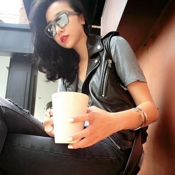 casual women motorcycle sleeveless sheepskin vest zipper belted slim fit short waistcoat genuine leather vest outerwear jacket, Black;white
casual women motorcycle sleeveless sheepskin vest zipper belted slim fit short waistcoat genuine leather vest outerwear jacket, Black;white
