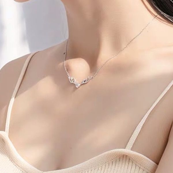 silver home s925 fine silver elk necklace women's simple cool way there you antlers choker versatile elegant, Black
silver home s925 fine silver elk necklace women's simple cool way there you antlers choker versatile elegant, Black