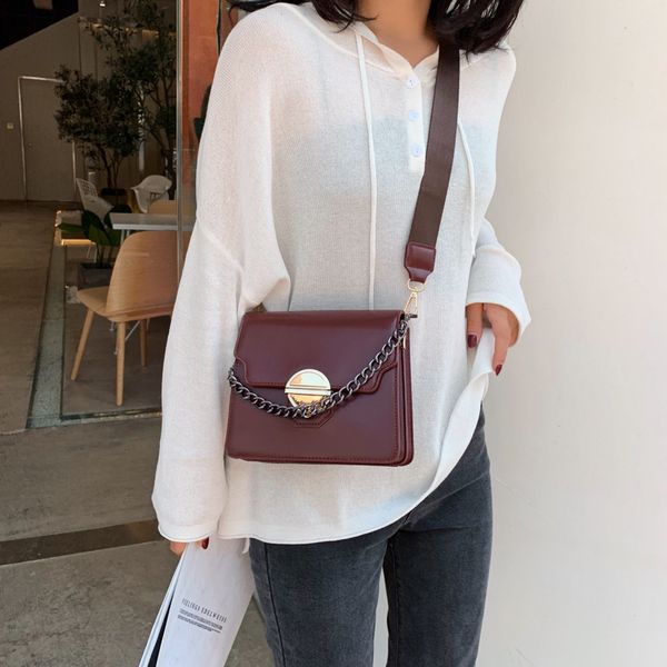 2020 fashion good quality hot sale New Style Ribbons Rivet bags Solid Ladies Shoulder Plain bags Single Strap Bags Bolsos Jiaji/12
2020 fashion good quality hot sale New Style Ribbons Rivet bags Solid Ladies Shoulder Plain bags Single Strap Bags Bolsos Jiaji/12