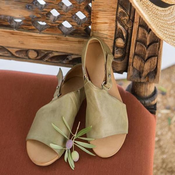 women sandals flip flops flats 2020 new summer fashion wedges shoes woman slides buckle lady casual female plus size 35-43, Black
women sandals flip flops flats 2020 new summer fashion wedges shoes woman slides buckle lady casual female plus size 35-43, Black