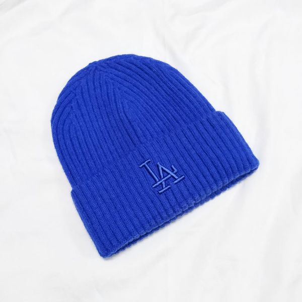 2020 new skull embroidery knit beanie the punisher winter casual hat women men warm soft cap cotton hedging cap, Blue;gray
2020 new skull embroidery knit beanie the punisher winter casual hat women men warm soft cap cotton hedging cap, Blue;gray