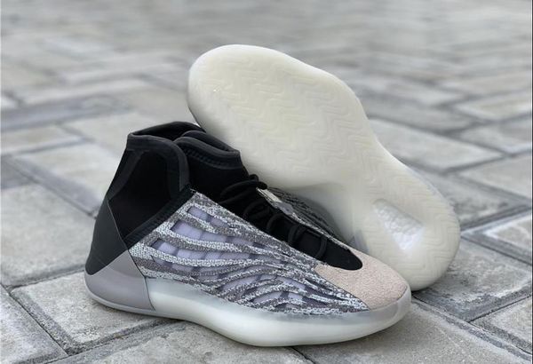 2020 brand new quantum basketball shoes for men kanyewest 3m sneakers man kanye west sports shoe male reflective sport chaussures
2020 brand new quantum basketball shoes for men kanyewest 3m sneakers man kanye west sports shoe male reflective sport chaussures