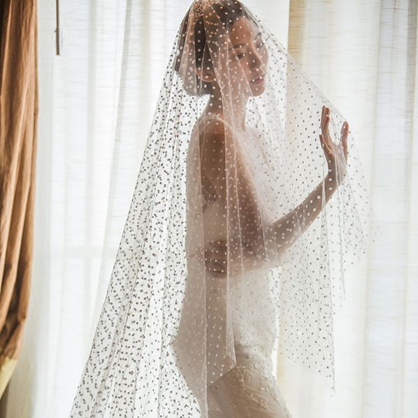 new selling fashion designer cut edge white ivory red champagne waltz length two layer bridal veil alloy comb, Black
new selling fashion designer cut edge white ivory red champagne waltz length two layer bridal veil alloy comb, Black