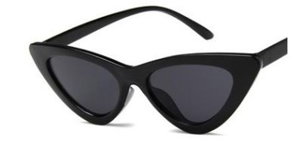 new european and american fashion trend retro personality triangle cat's eye sunglasses lady's small frame sunglasses, White;black
new european and american fashion trend retro personality triangle cat's eye sunglasses lady's small frame sunglasses, White;black