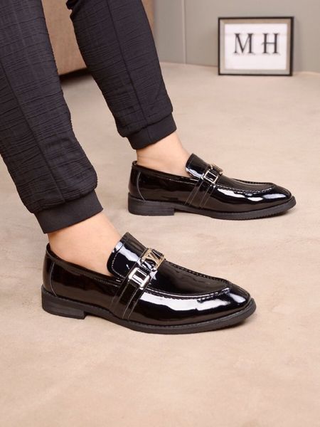 high-end luxury fashion designer men's leather shoes casual party dress shoes business office wedding shoes triple classic men's b
high-end luxury fashion designer men's leather shoes casual party dress shoes business office wedding shoes triple classic men's b