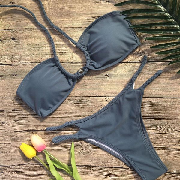 2018 biquini solid knit bandage bikini set women vintage padded halter bra low waist swimsuits hollow maillot de bain 2pcs femme
2018 biquini solid knit bandage bikini set women vintage padded halter bra low waist swimsuits hollow maillot de bain 2pcs femme