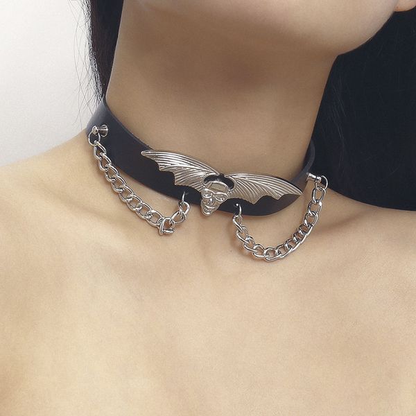 vintage punk halloween skull bat choker necklace women exaggerated pu leather chain chocker geometric necklace jewelry kolye, Golden;silver
vintage punk halloween skull bat choker necklace women exaggerated pu leather chain chocker geometric necklace jewelry kolye, Golden;silver