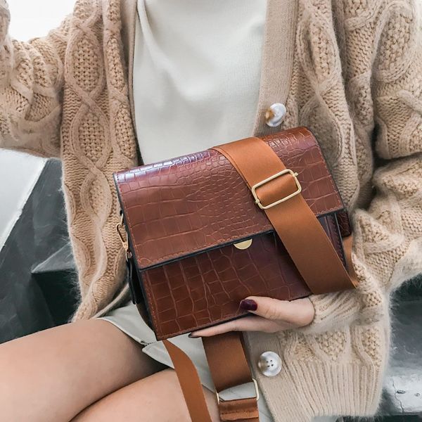 european fashion simple women's designer handbag 2018 new quality pu leather women tote bag alligator shoulder crossbody bags
european fashion simple women's designer handbag 2018 new quality pu leather women tote bag alligator shoulder crossbody bags