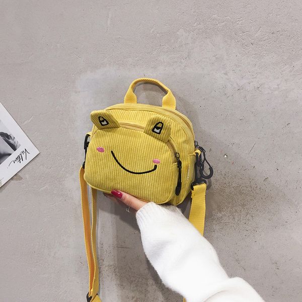 autumn and winter crossbody bag wild student lamb donkey bag 
autumn and winter crossbody bag wild student lamb donkey bag