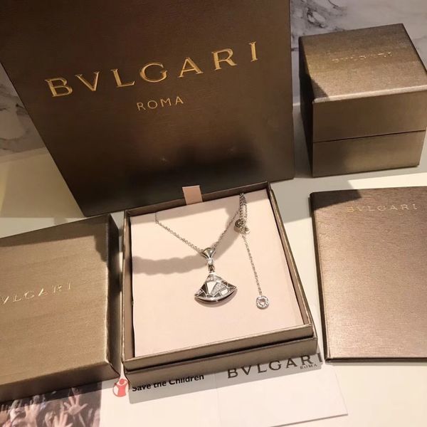 the new glamour fashion jewelry wild goddess for women swarovski sterling silver necklace woman doll locket
the new glamour fashion jewelry wild goddess for women swarovski sterling silver necklace woman doll locket