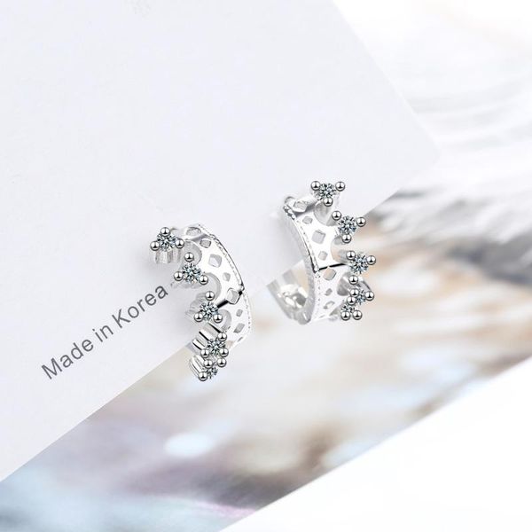 meetsoft 925 sterling silver prevent allergy crystal hoop earrings for women trendy small irregular crown circle jewelry gift, Golden;silver
meetsoft 925 sterling silver prevent allergy crystal hoop earrings for women trendy small irregular crown circle jewelry gift, Golden;silver