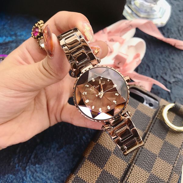 fashionable fashion ladies watch cut face inlaid water diamond steel band exquisite waterproof quartz watch, Slivery;brown
fashionable fashion ladies watch cut face inlaid water diamond steel band exquisite waterproof quartz watch, Slivery;brown