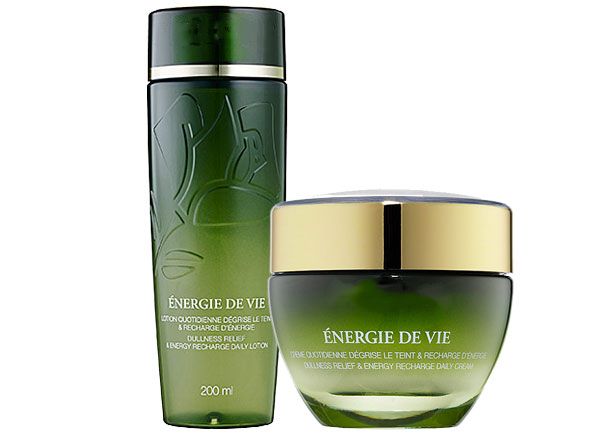 dhl skincare set energie de vie depth daily lotion+ daily cream 50ml energy recharge recovery beauty deep moisturizing repair face care, White
dhl skincare set energie de vie depth daily lotion+ daily cream 50ml energy recharge recovery beauty deep moisturizing repair face care, White