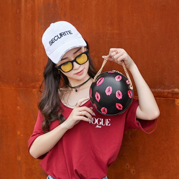 basketball football shaped shoulder messenger bag purse tote mini crossbody pu handbag adjustable strap for women girls men 2020
basketball football shaped shoulder messenger bag purse tote mini crossbody pu handbag adjustable strap for women girls men 2020