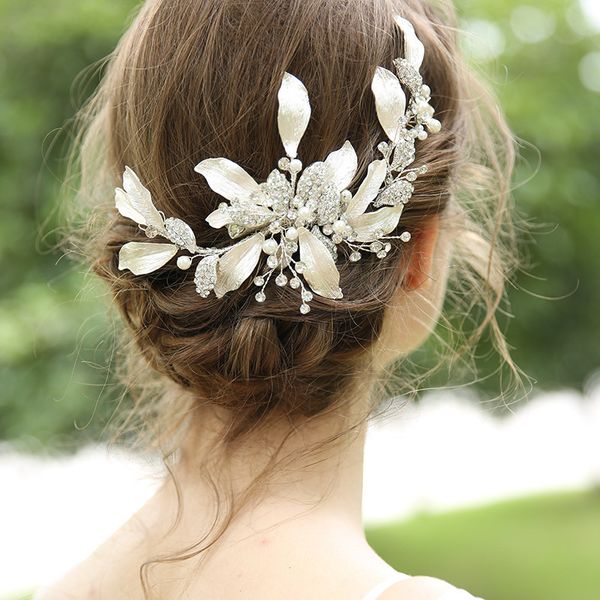 slbridal handmade silver crystal rhinestone flower wedding hair clip barrette bridal headpiece hair accessories women jewelry, Golden;white
slbridal handmade silver crystal rhinestone flower wedding hair clip barrette bridal headpiece hair accessories women jewelry, Golden;white