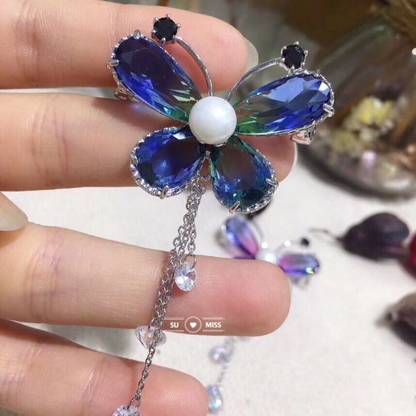 кристалл урожай бабочка брошь для женщин больших насекомых броши pin с кисточкой моды фрак аксессуарами симпатичных ювелирных изделий, Gray
кристалл урожай бабочка брошь для женщин больших насекомых броши pin с кисточкой моды фрак аксессуарами симпатичных ювелирных изделий, Gray