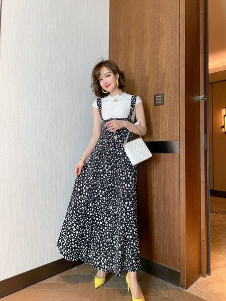 2020 summer new xiaozhongchao brand temperament women's cm stand collar lace + printed split large skirt with back skirt two piece suit, White
2020 summer new xiaozhongchao brand temperament women's cm stand collar lace + printed split large skirt with back skirt two piece suit, White