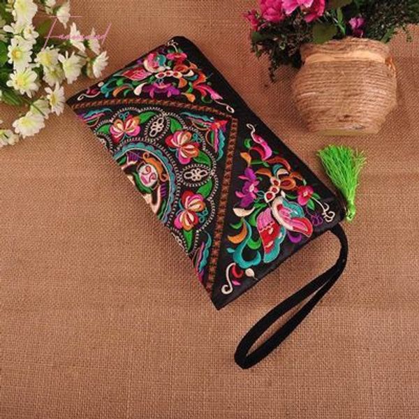 fashion embroidery shopping handle bagsnational floral embroidered lady handbag nice england style canvas flap carrier bag
fashion embroidery shopping handle bagsnational floral embroidered lady handbag nice england style canvas flap carrier bag