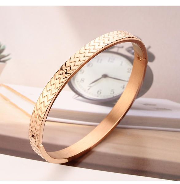 simple women love bangles charm bracelet titanium steel bracelet for women fashion bangle bracelet jewelry accessories, Black
simple women love bangles charm bracelet titanium steel bracelet for women fashion bangle bracelet jewelry accessories, Black