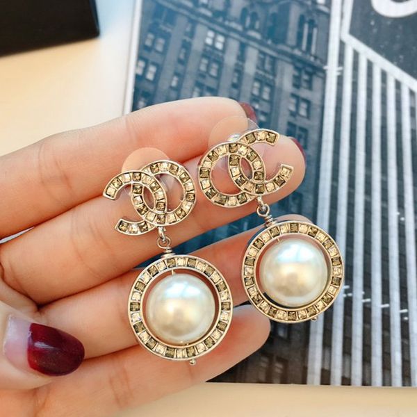 c2263 fashion style gorgeous letters simple crystal pearl tassel eardrop female jewelry c earrings, Golden;silver
c2263 fashion style gorgeous letters simple crystal pearl tassel eardrop female jewelry c earrings, Golden;silver