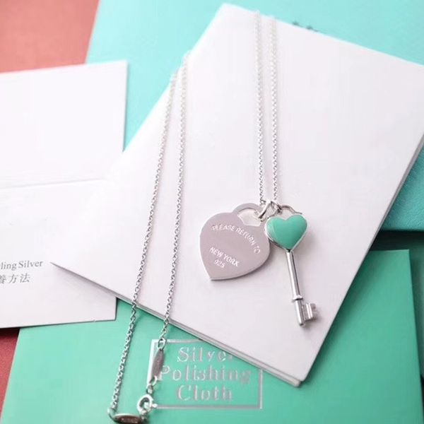 original 1: 1925 sterling silver heart shaped key spoon pendant necklace, classic fashion for girlfriend jewelry holiday gift
original 1: 1925 sterling silver heart shaped key spoon pendant necklace, classic fashion for girlfriend jewelry holiday gift