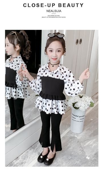 2020 new girls' autumn suit korean children's super westernized dot shirt flared pants two-piece set, White
2020 new girls' autumn suit korean children's super westernized dot shirt flared pants two-piece set, White