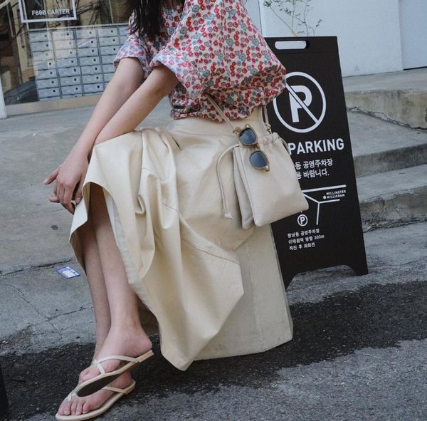 2020 vintage a-line cotton high waist long skirt pure color women spring skirts saia faldas jupe femme, Black
2020 vintage a-line cotton high waist long skirt pure color women spring skirts saia faldas jupe femme, Black