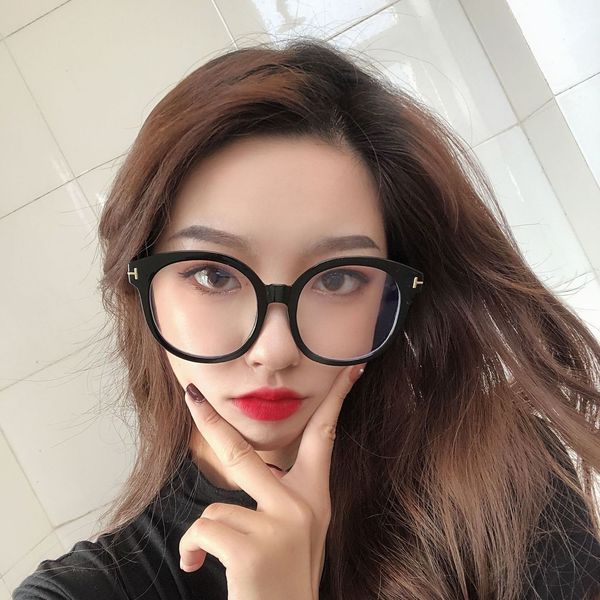 frame glasses tf super anti-blue-ray round frame women's fashionable plain glasses can be equipped with myopia 216, White;black
frame glasses tf super anti-blue-ray round frame women's fashionable plain glasses can be equipped with myopia 216, White;black