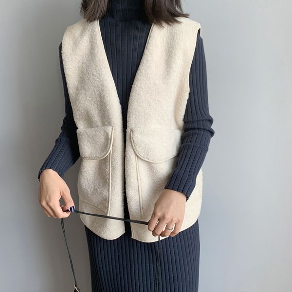 women fashion elegant lady pocket coat sleeveless vests jacket outwear casual lambswool open stitch waistcoats colete feminino, Black;white
women fashion elegant lady pocket coat sleeveless vests jacket outwear casual lambswool open stitch waistcoats colete feminino, Black;white