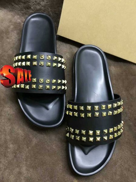 донна шипованные тапочки дизайнерские ивовые гвозди мягкое дно резиновые тапочки мужчины заклепки младшие шипы flatslippers, Black 
донна шипованные тапочки дизайнерские ивовые гвозди мягкое дно резиновые тапочки мужчины заклепки младшие шипы flatslippers, Black