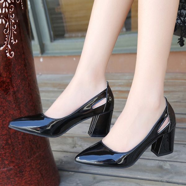 summer high heels women shoes women pu leather pointed toe slip-on pumps party wedding high heels shoes women sandals mujer, Black
summer high heels women shoes women pu leather pointed toe slip-on pumps party wedding high heels shoes women sandals mujer, Black