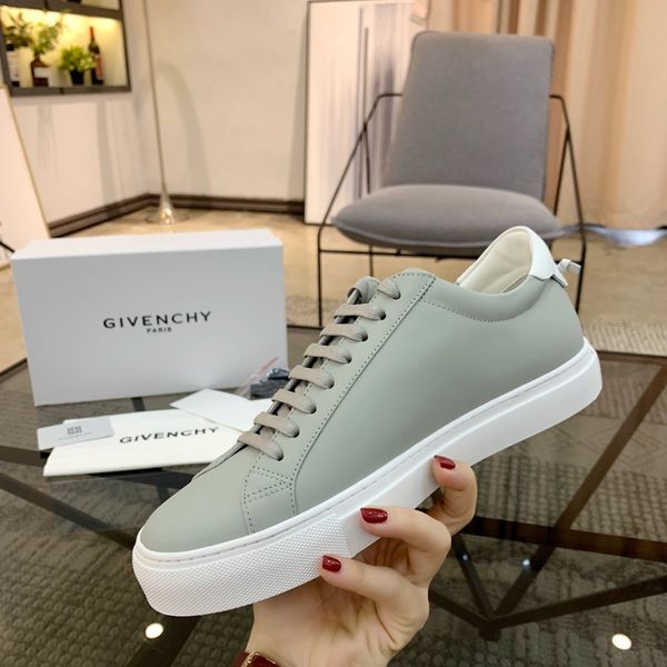 2020 new do men's daily casual sports shoes high-quality men's sports shoes luxury design men's casual shoes
2020 new do men's daily casual sports shoes high-quality men's sports shoes luxury design men's casual shoes