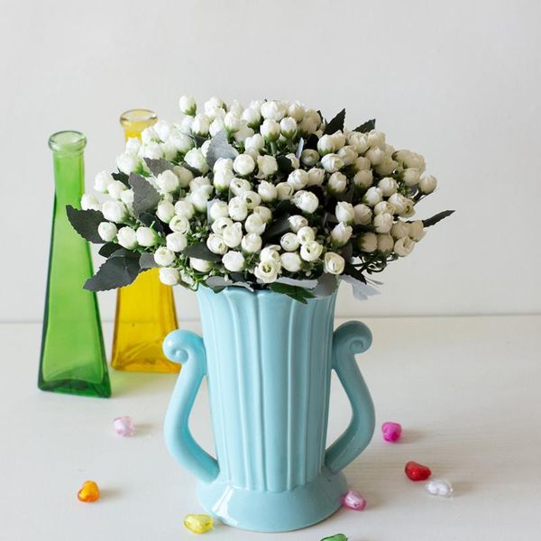 simulation flower milan small rose bud 6 milan buds mini bud 6 fork 36 buds living room bedroom home decoration gadgets
simulation flower milan small rose bud 6 milan buds mini bud 6 fork 36 buds living room bedroom home decoration gadgets