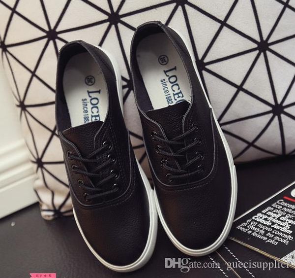 0729 a76 2019 fashion mens womens casual shoes leasure sneakers summer mens falts shoes black and white colors with box
0729 a76 2019 fashion mens womens casual shoes leasure sneakers summer mens falts shoes black and white colors with box