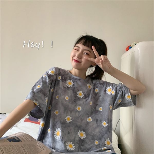 pure cotton short-sleeved t-shirt female summer loose large size ins super fire chic daisy body, White
pure cotton short-sleeved t-shirt female summer loose large size ins super fire chic daisy body, White