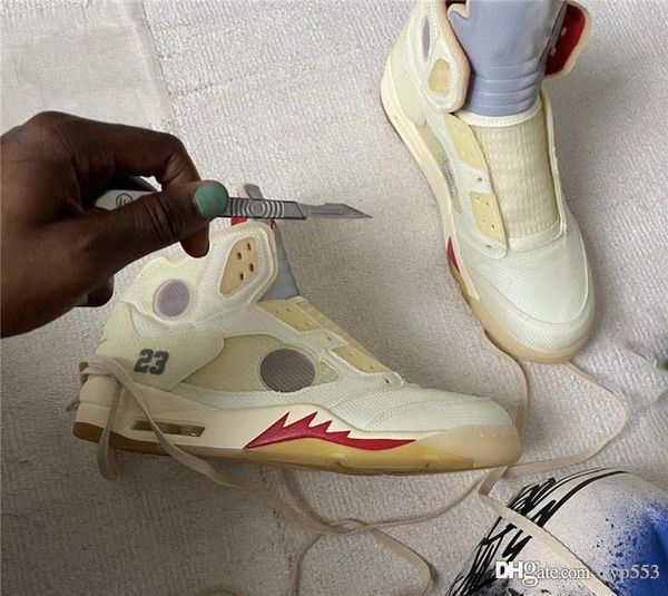 2020 authentic off air 5 white 5s retro sail red silver 3m reflective 23 basketball shoes men sneakers ct8480-100 with original box, Black
2020 authentic off air 5 white 5s retro sail red silver 3m reflective 23 basketball shoes men sneakers ct8480-100 with original box, Black