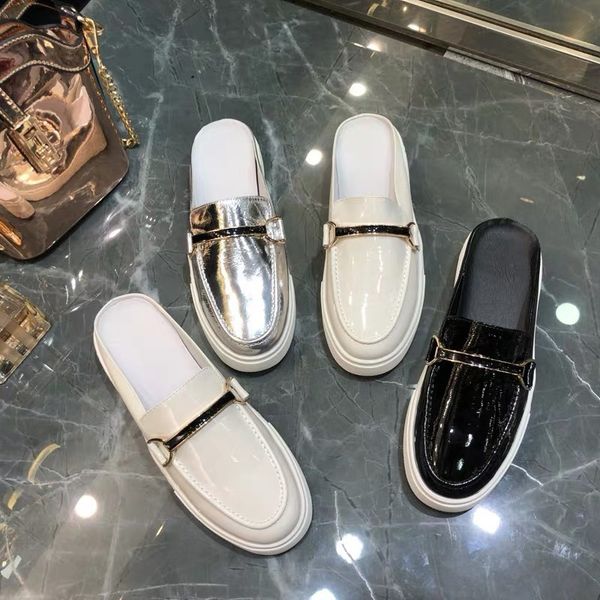 2020 new arrival women's fashion slides flats shoe office lady casual black silver white half slippers lady flat shoe toe size 35-40#m2
2020 new arrival women's fashion slides flats shoe office lady casual black silver white half slippers lady flat shoe toe size 35-40#m2