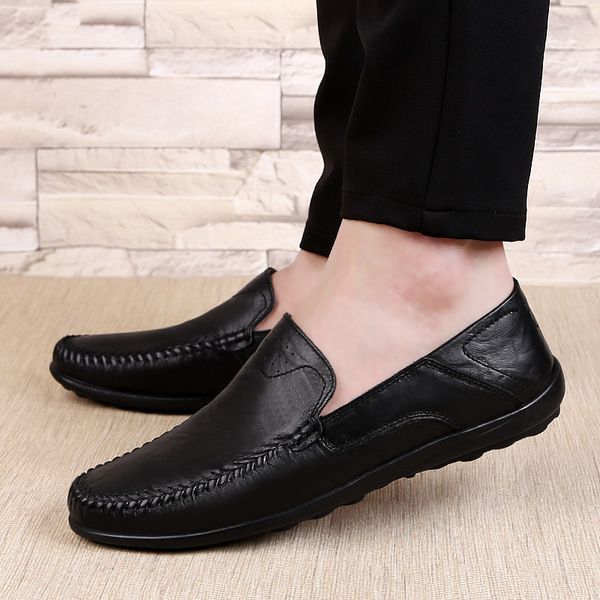 designer causal shoes men genuine leather loafers flats slip on shoes handmade soft men moccasins male sneakers oxford l5, Black 
designer causal shoes men genuine leather loafers flats slip on shoes handmade soft men moccasins male sneakers oxford l5, Black