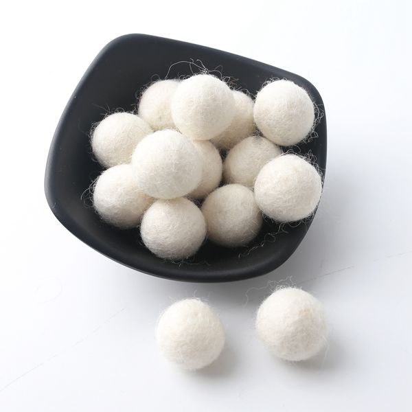 20pc 20mm christmas wool felt ball wool pom poms safe and soothe gumball beads diy craft round wool felt balls make ring rattle
20pc 20mm christmas wool felt ball wool pom poms safe and soothe gumball beads diy craft round wool felt balls make ring rattle