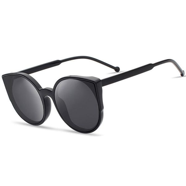 2020 new fashion ladies sunglasses classic retro brand design round men's glasses driving sports travel uv400 goggles, White;black
2020 new fashion ladies sunglasses classic retro brand design round men's glasses driving sports travel uv400 goggles, White;black