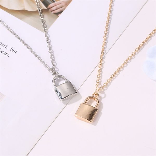 simple and stylish metal lock necklace personality men and women rock lock necklace clavicle chain friendship gift wholesale, Silver
simple and stylish metal lock necklace personality men and women rock lock necklace clavicle chain friendship gift wholesale, Silver