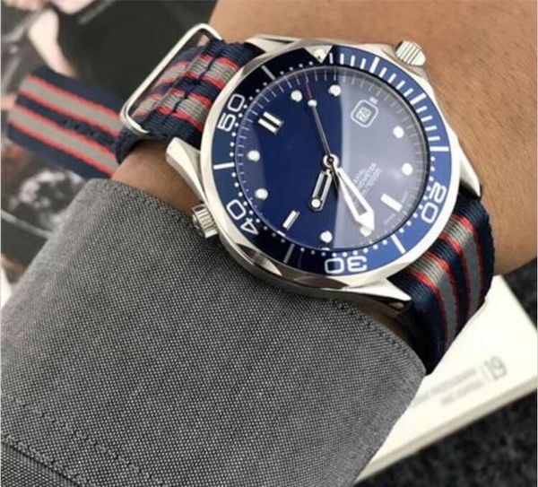 6 color automatic mechanical watches for mens luxury stainless steel case men sports watch nylon strap 007 blue white dial 2019 new model, Slivery;brown
6 color automatic mechanical watches for mens luxury stainless steel case men sports watch nylon strap 007 blue white dial 2019 new model, Slivery;brown