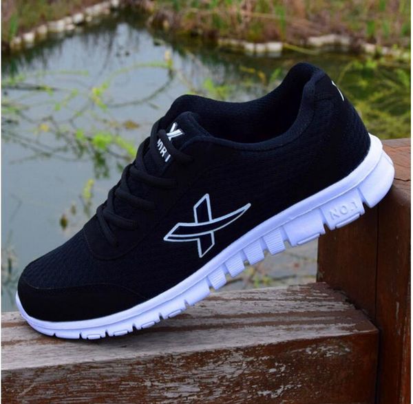 new sports shoes 2020 summer breathable mesh shoes light and comfortable running with eva men and women sneakers
new sports shoes 2020 summer breathable mesh shoes light and comfortable running with eva men and women sneakers