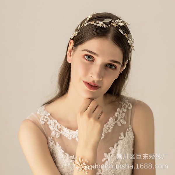 new chiffon leaf wedding crystal headpiece bridal hair accessories bridal headpieces bride halo headband hair jewelry, Golden;white
new chiffon leaf wedding crystal headpiece bridal hair accessories bridal headpieces bride halo headband hair jewelry, Golden;white