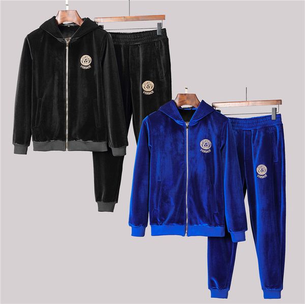 brands suit 2020 new sweatshirt suits jogging designers men running tracksuits suit medusa casual letter printing tracksuit set, Gray
brands suit 2020 new sweatshirt suits jogging designers men running tracksuits suit medusa casual letter printing tracksuit set, Gray