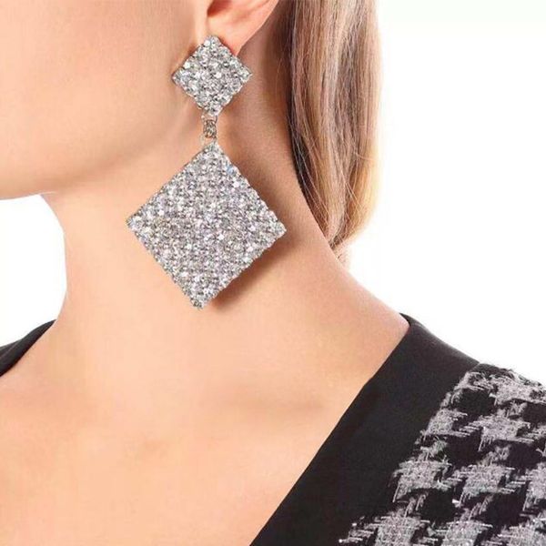 korean new geometric earrings fashion claw chain light luxury full diamond shiny earrings all-match diamond set popular earrings, Golden
korean new geometric earrings fashion claw chain light luxury full diamond shiny earrings all-match diamond set popular earrings, Golden