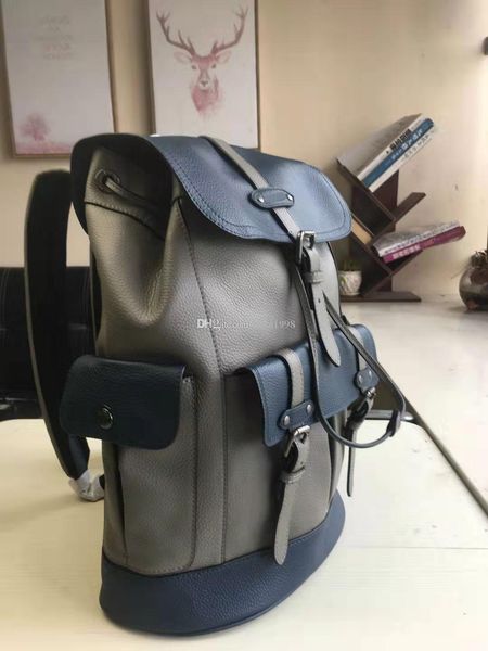 2020 fashion trend bag show model exquisite work leather men's backpack multi-function bag can put the computer 31 42 14 cowhide layer
2020 fashion trend bag show model exquisite work leather men's backpack multi-function bag can put the computer 31 42 14 cowhide layer